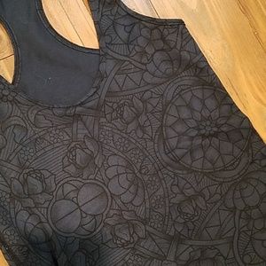 EUC Lululemon mosaic print CRB Tank